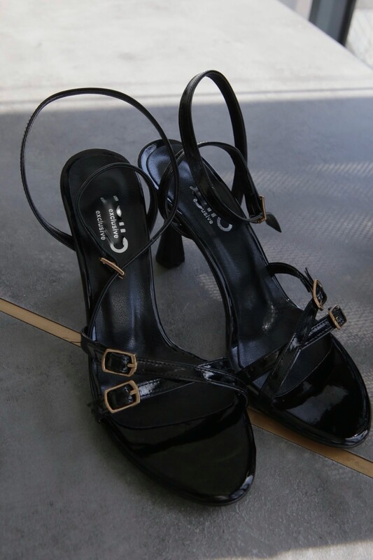 Lolita Bilek Bağlamalı Topuklu Ayakkabı SİYAH - Thumbnail